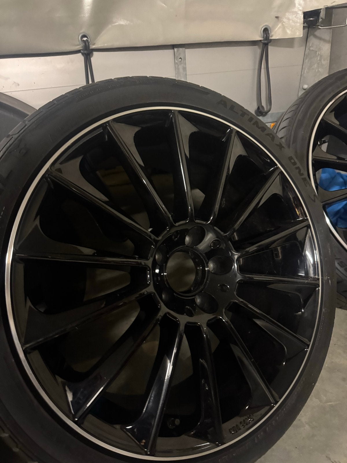 Mercedes a klasse W177 velgen met zomerbanden, Auto-onderdelen, Banden en Velgen, Gebruikt, Banden en Velgen, Personenwagen, Ophalen