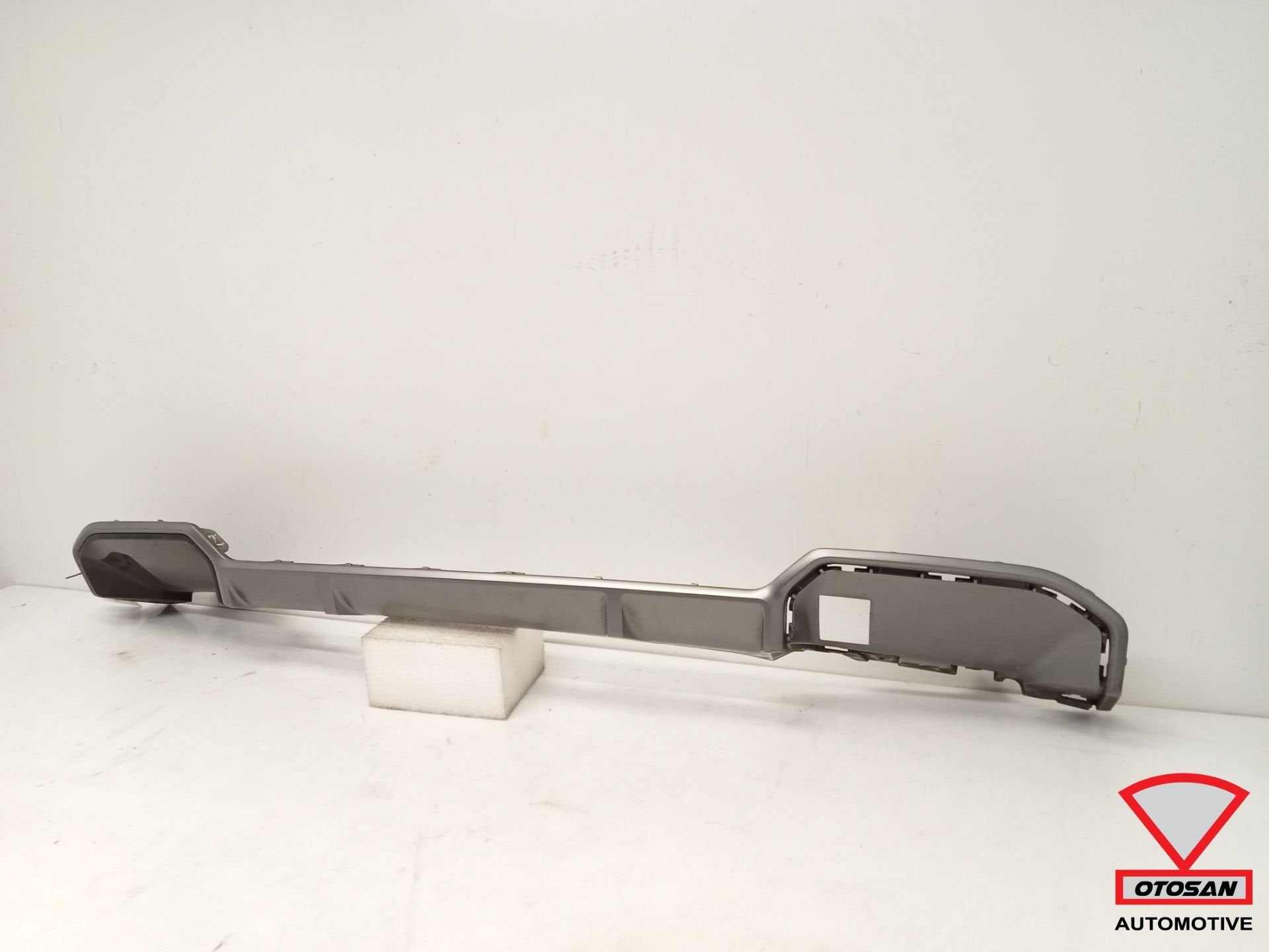 BMW IX3 G08 M Diffuser Achterbumper 184797-12, Petuelring 130
80788  Munich, DE, Gebruikt, Info@bmw.de, Ophalen of Verzenden