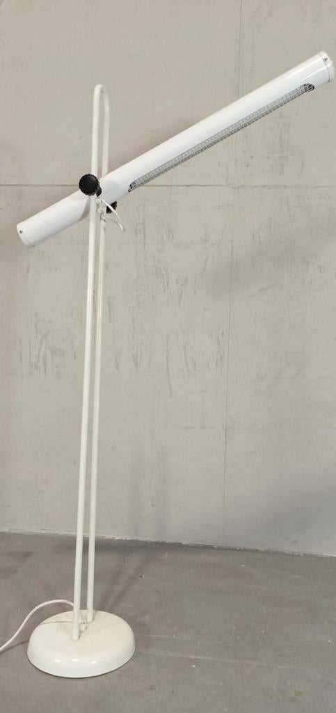 Vintage postmodern vloerlamp, wit, Huis en Inrichting, Lampen | Vloerlampen, Ophalen, Tweedehands, Metaal, Tweedehands