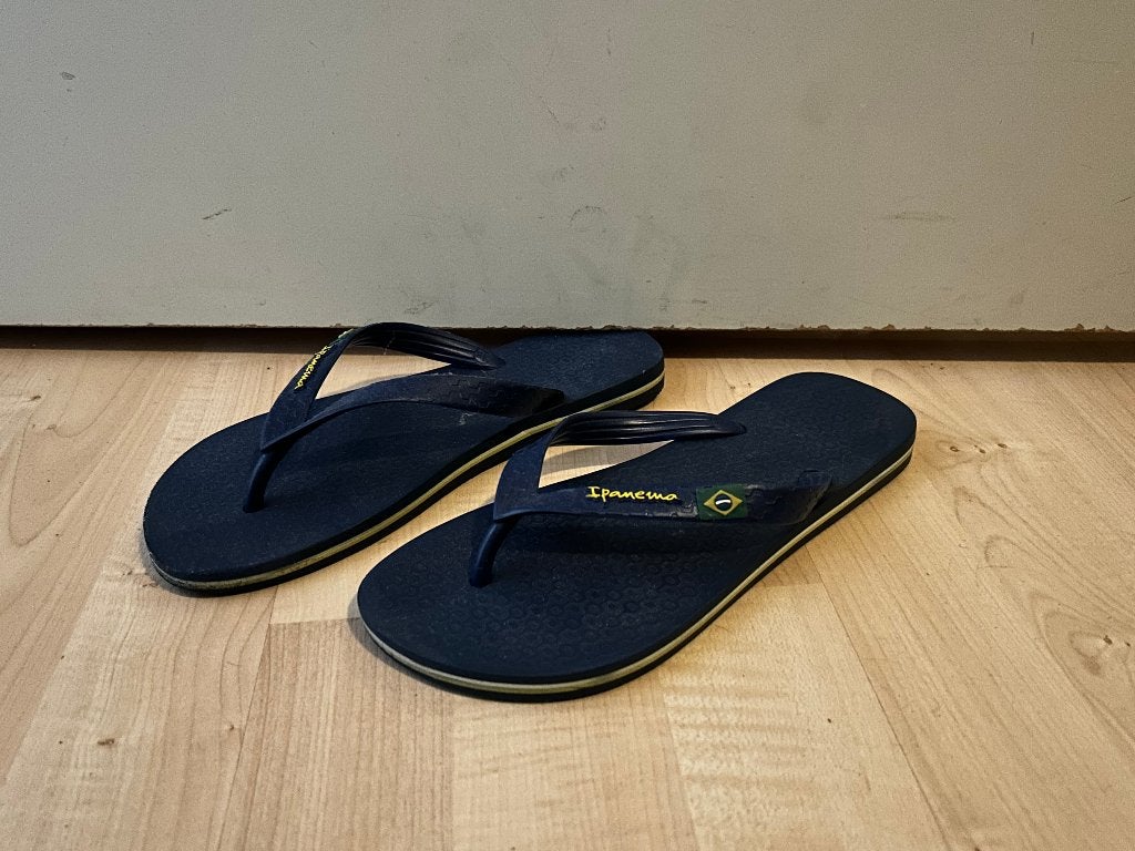 slippers ipanama 37 crocs 36 37 invento laarsjes 40, Gebruikt, Jongetje of Meisje, Ophalen of Verzenden, Ipanema
