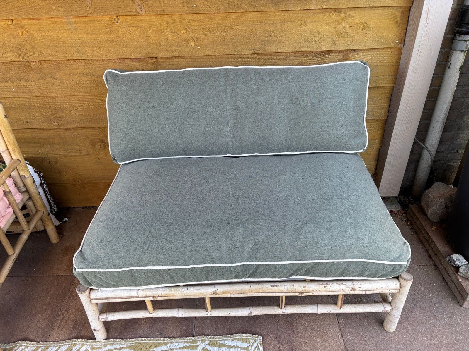Bamboe loungebank met kussens - 140x200 cm, Huis en Inrichting, Slaapkamer | Bedden, Ophalen, Gebruikt, Overige kleuren, Tweepersoons