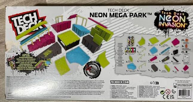 Tech deck neon mega park fingerboard set, Ophalen, Zo goed als nieuw