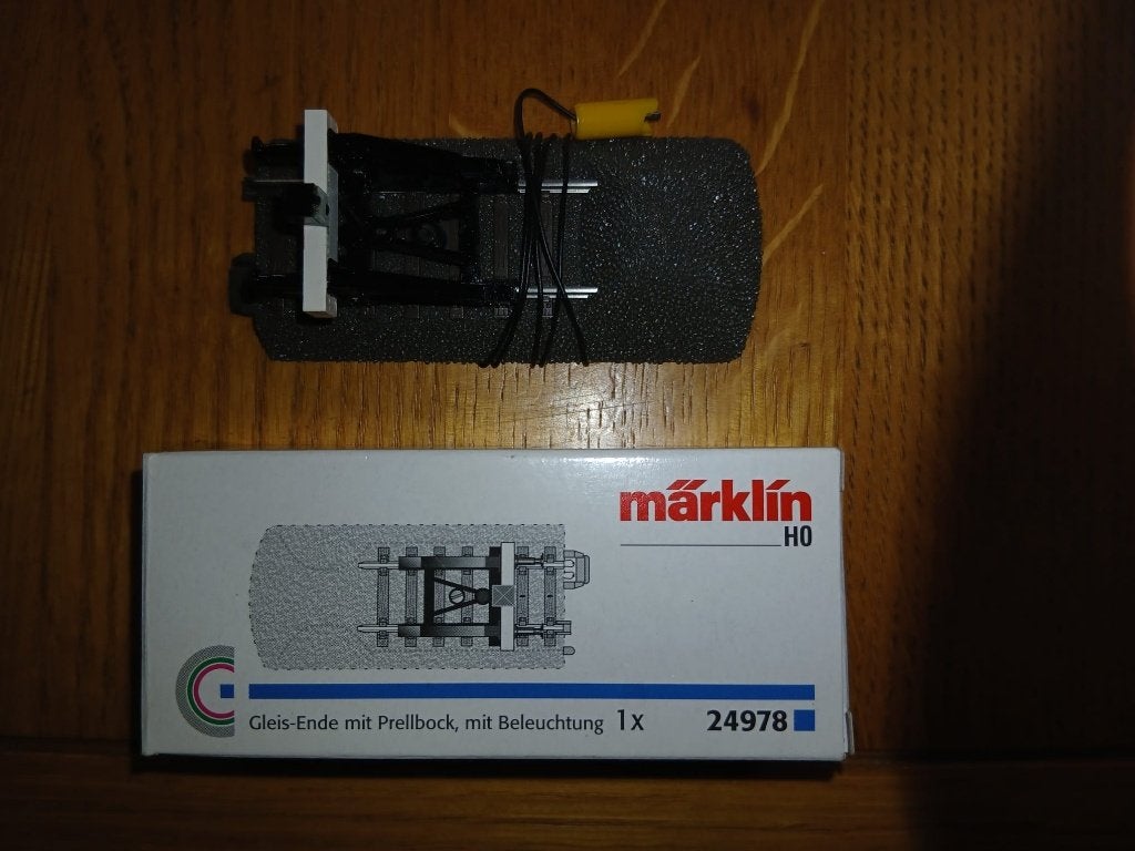 Marklin Raileinde met verlicht stootblok 24978 in OVP, Wisselstroom, Nieuw, Rails, Ophalen of Verzenden