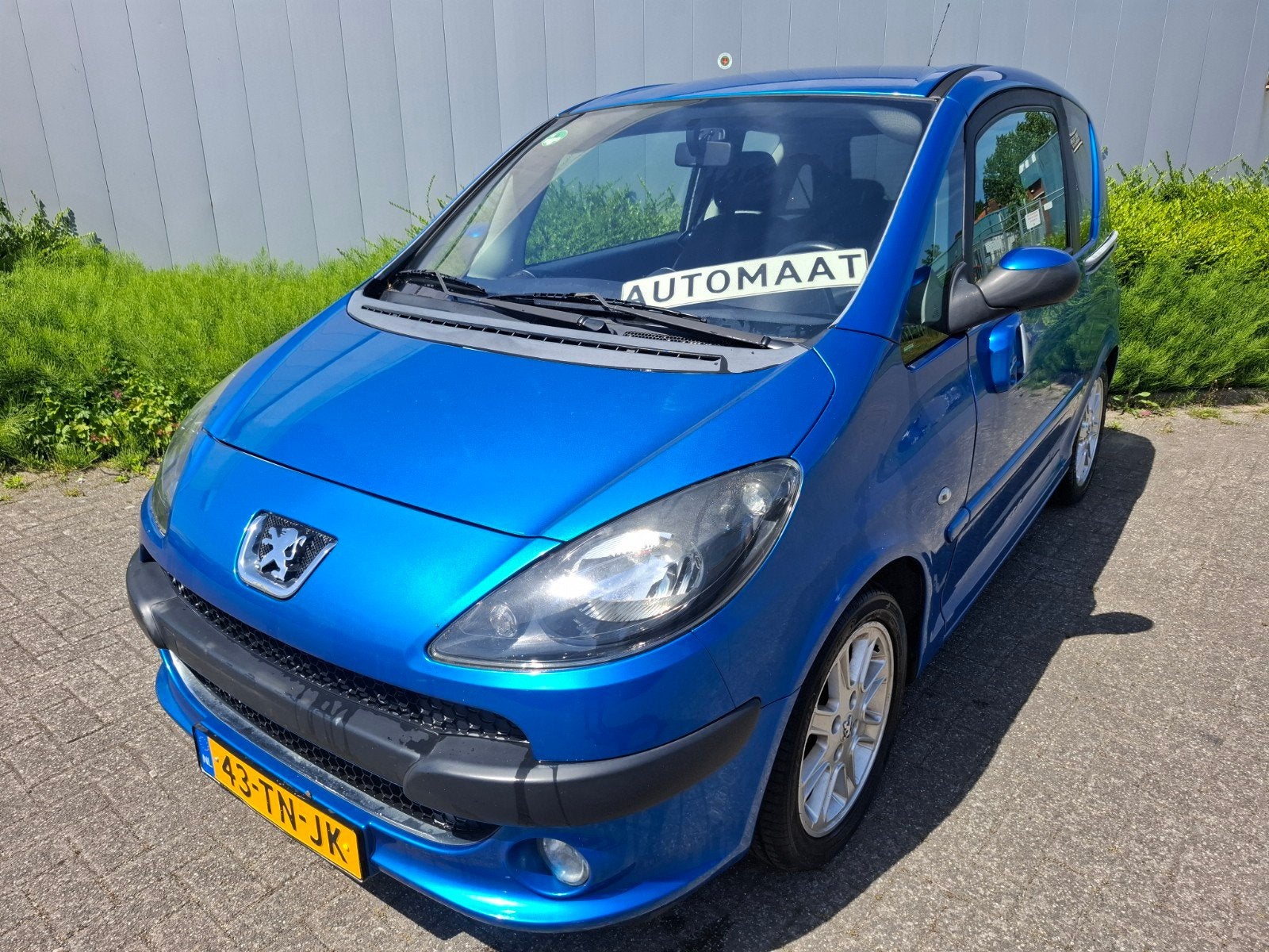 Peugeot 1007 1.6  Sporty AUTOMAAT 30-11-'06 AIRCO apk 6-'27!, Auto's, Peugeot, Parkeersensor, Zwart, 4 cilinders, 1587 cc