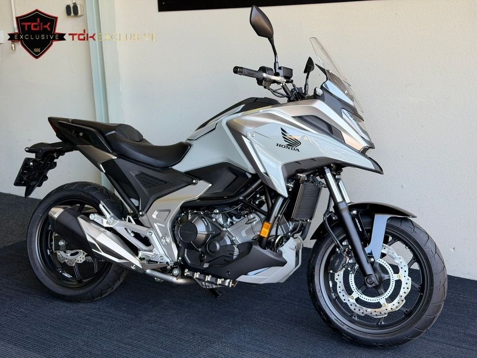 HONDA NC 750 X NIEUW 0KM BTW NC750X (GEEN 700 DCT), 2 cilinders, 745 cc, Bedrijf, Meer dan 35 kW