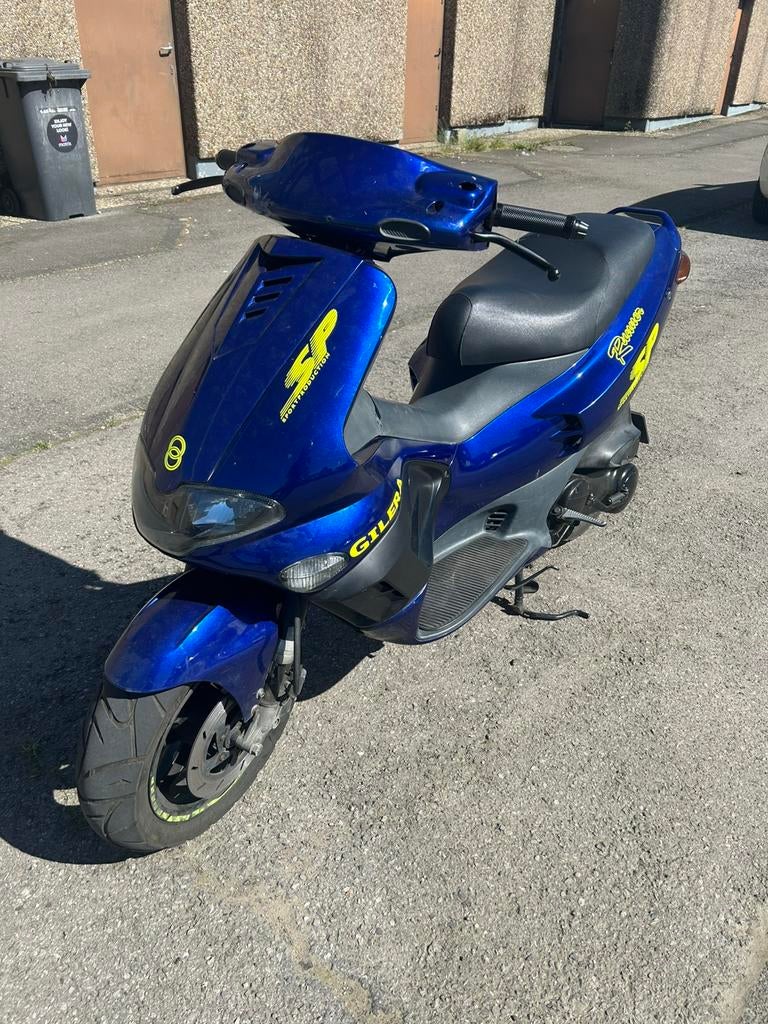 GILERA RUNNER SP DD 1999 70cc, Fietsen en Brommers, Scooters | Piaggio, Ophalen, Tweetakt, Gebruikt, Overige modellen