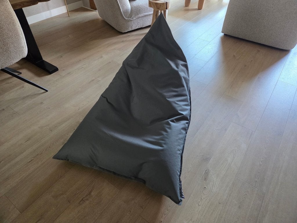 Zitzak grijsgroen - ziet er als nieuw uit, Huis en Inrichting, Zitzakken, Ophalen, Zo goed als nieuw, Zitzak