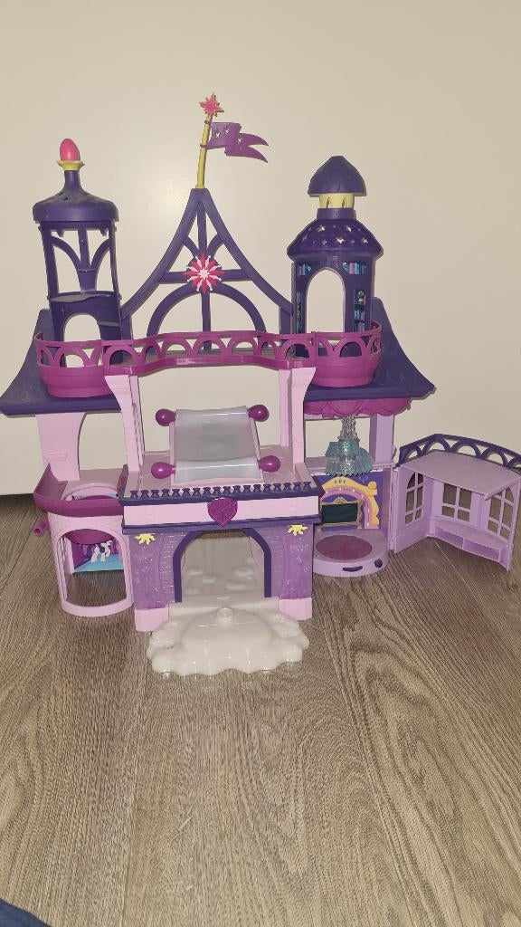 My Little PonyTwilight Sparkle Magische School, Ophalen of Verzenden, Gebruikt