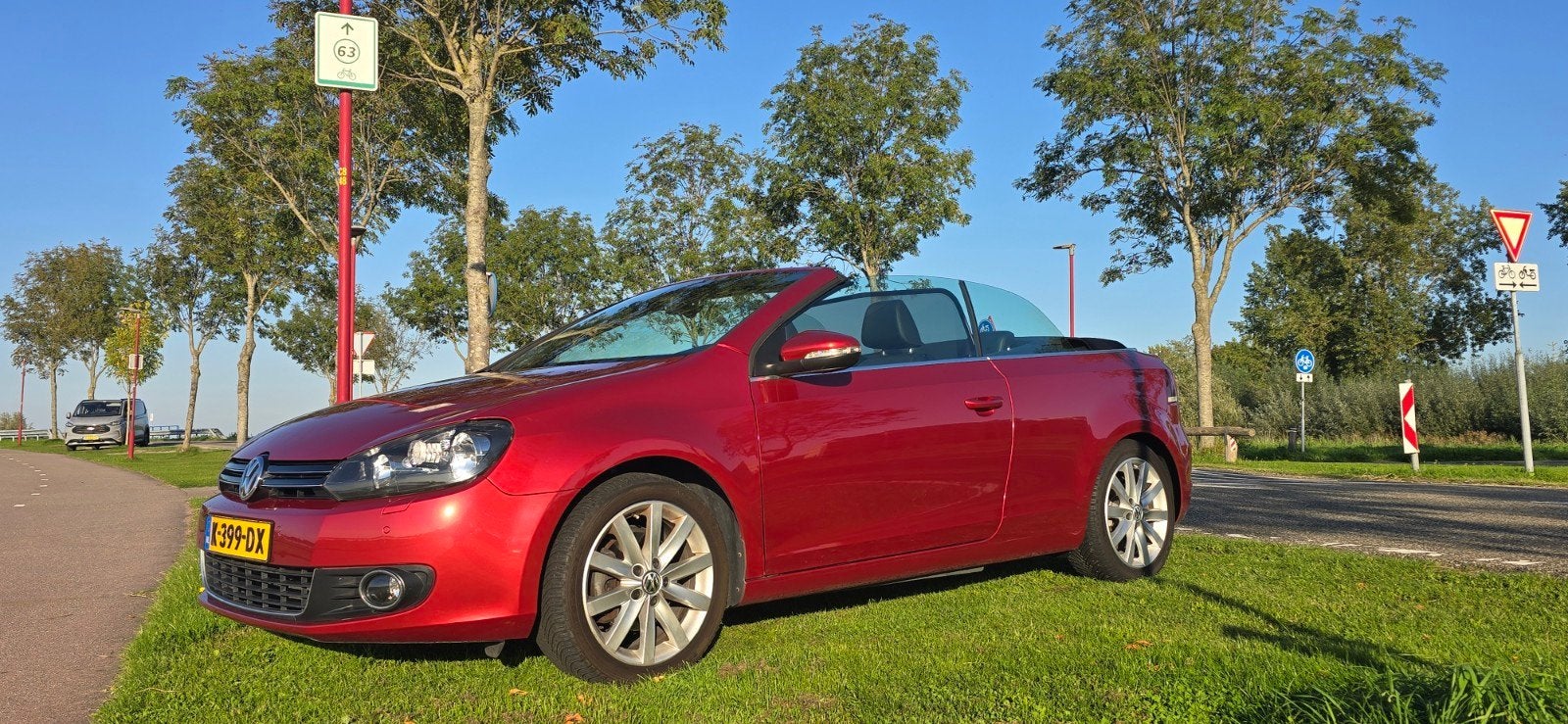 Volkswagen Golf 1.2 TSI 77KW BMT Cabrio 2011 Rood, Auto's, Voorwielaandrijving, 1321 kg, 4 cilinders, Cabriolet