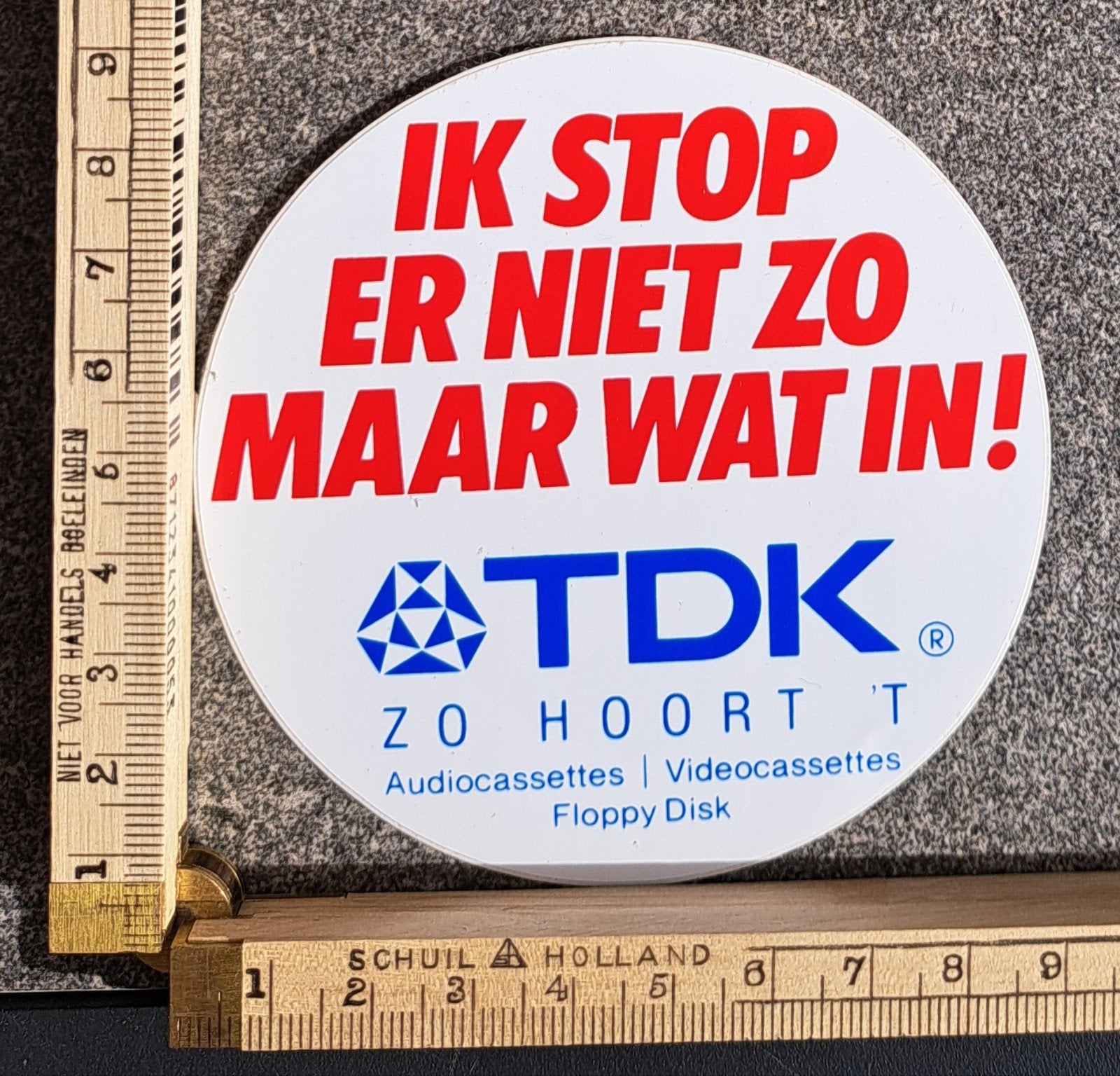 Vintage sticker TDK ik stop er niet zomaar wat in! Wit, Ophalen of Verzenden, Zo goed als nieuw