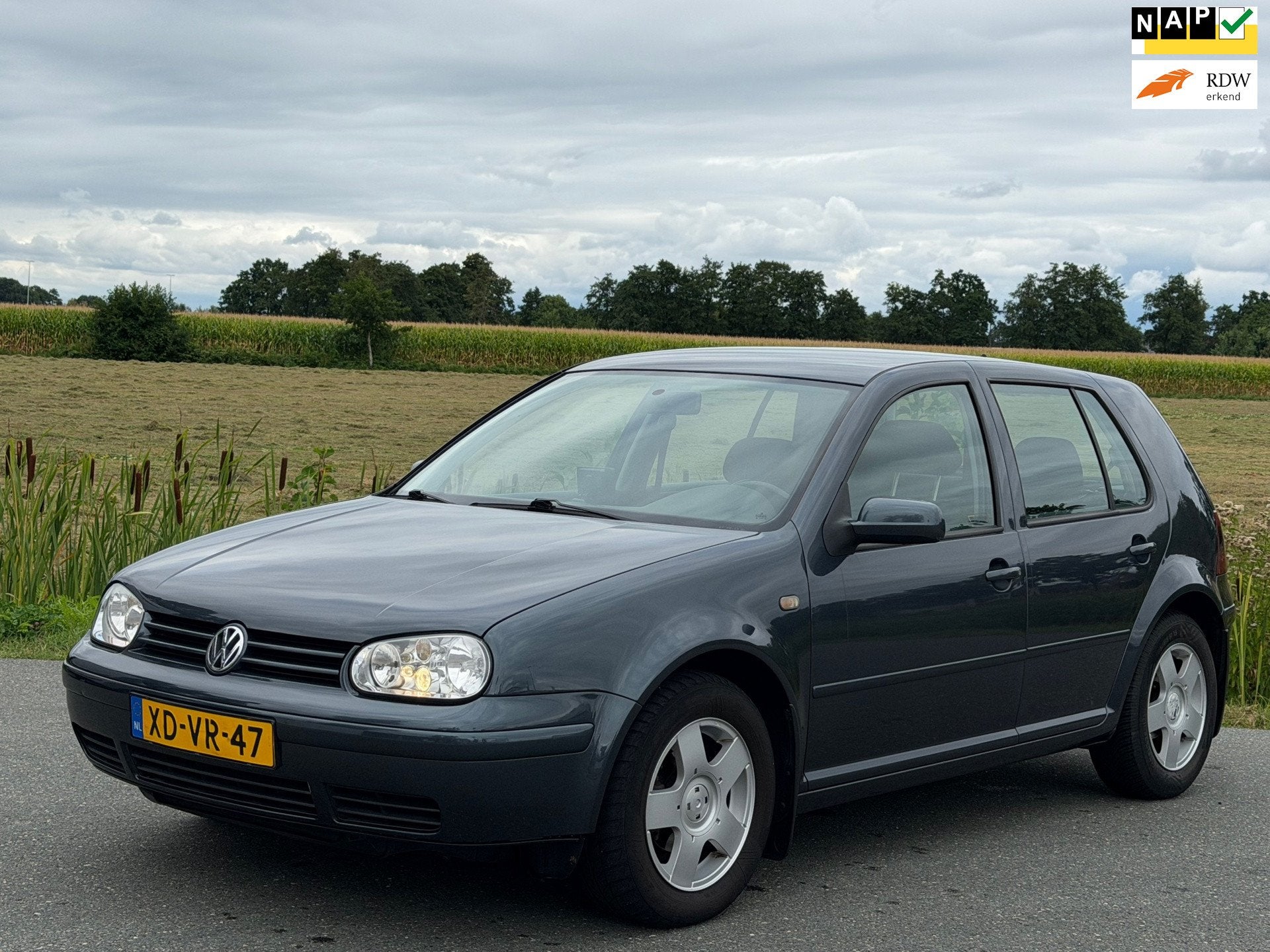 Volkswagen Golf 1.6 Highline | Nap | Automaat | Jaar Apk, Auto's, 101 pk, Gebruikt, 4 cilinders, Blauw