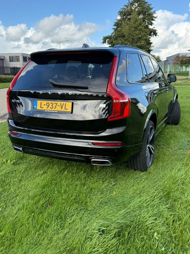 Volvo XC90 T8 Twin Engine AWD Plug-in Hybrid 390pk 7P 2020, Dealer onderhouden, Zwart, 7 stoelen, Zwart