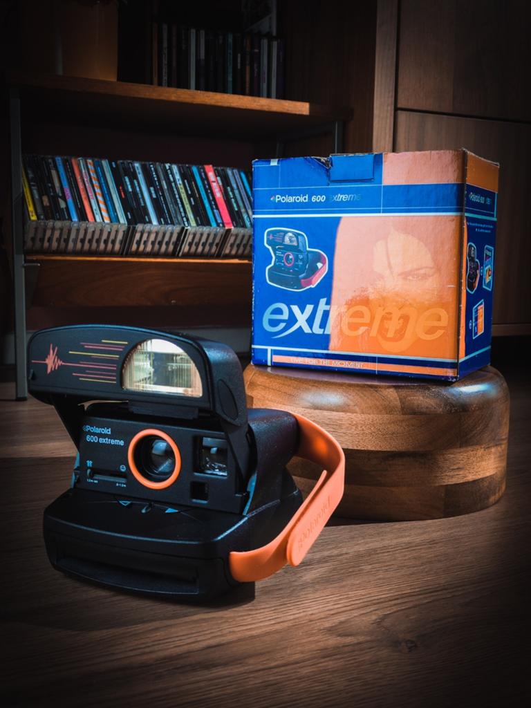 Polaroid 600 Extreme instant camera incl. originele doos, Audio, Tv en Foto, Fotocamera's Analoog, Ophalen of Verzenden, Gebruikt