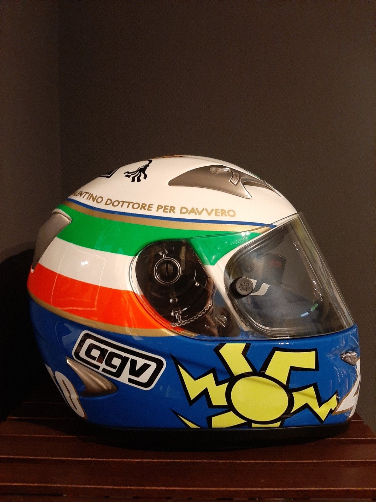 Valentino Rossi AGV Ti-Tech replica helm 'Il Laureato' 2005, Ophalen of Verzenden, Tweedehands, Integraalhelm, AGV