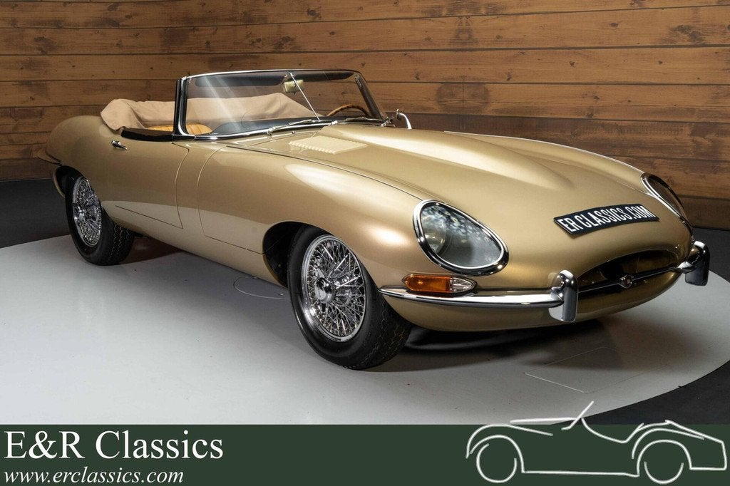 Jaguar E-Type S1 Cabriolet | Body-off gerestaureerd | 1967, Auto's, Oldtimers, Achterwielaandrijving, Beige, Cabriolet, Beige