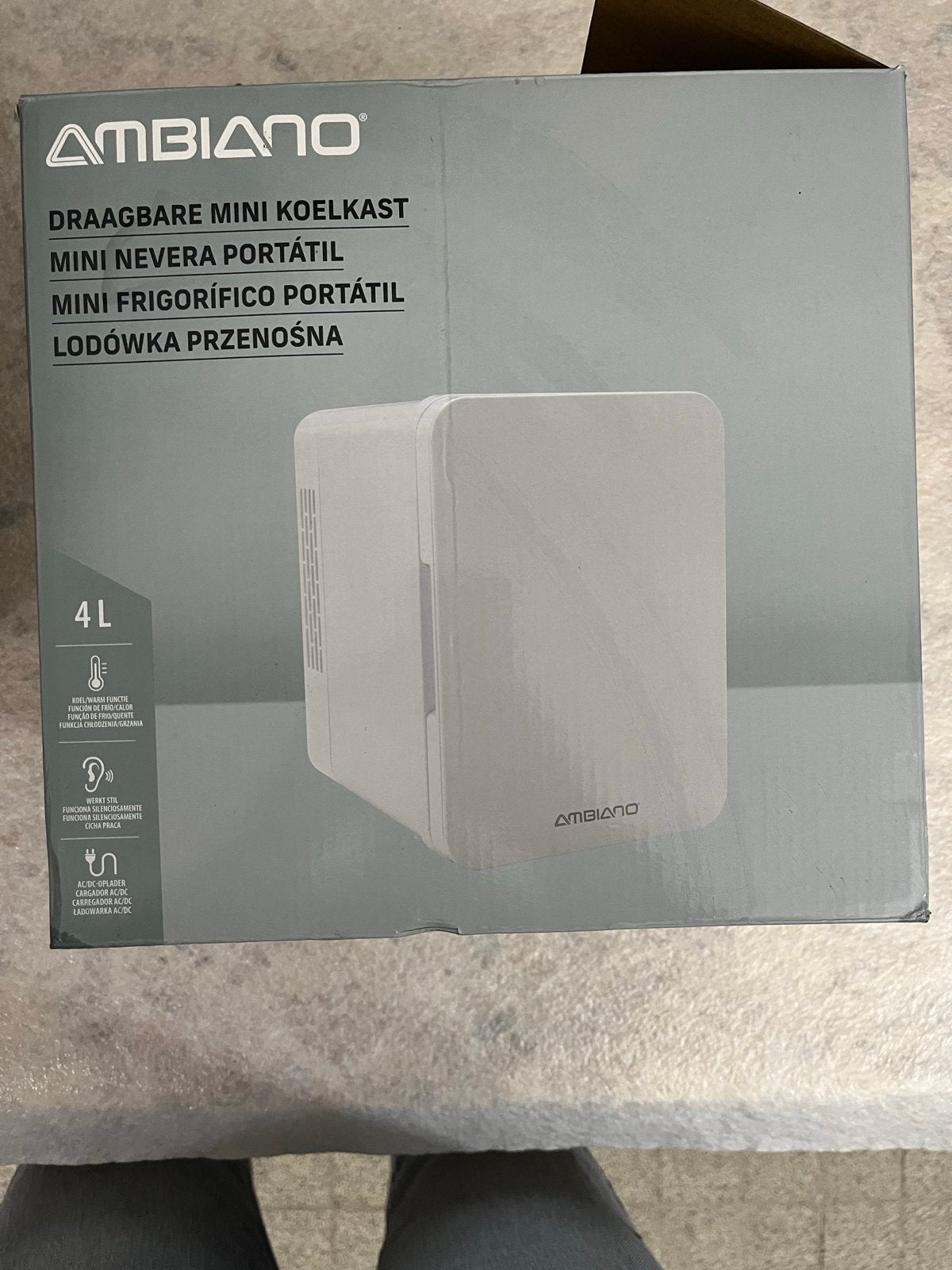 Mini Koelkast 4L - Draagbaar en Compact, Witgoed en Apparatuur, Koelkasten en IJskasten, Nieuw, Zonder vriesvak, Minder dan 75 liter
