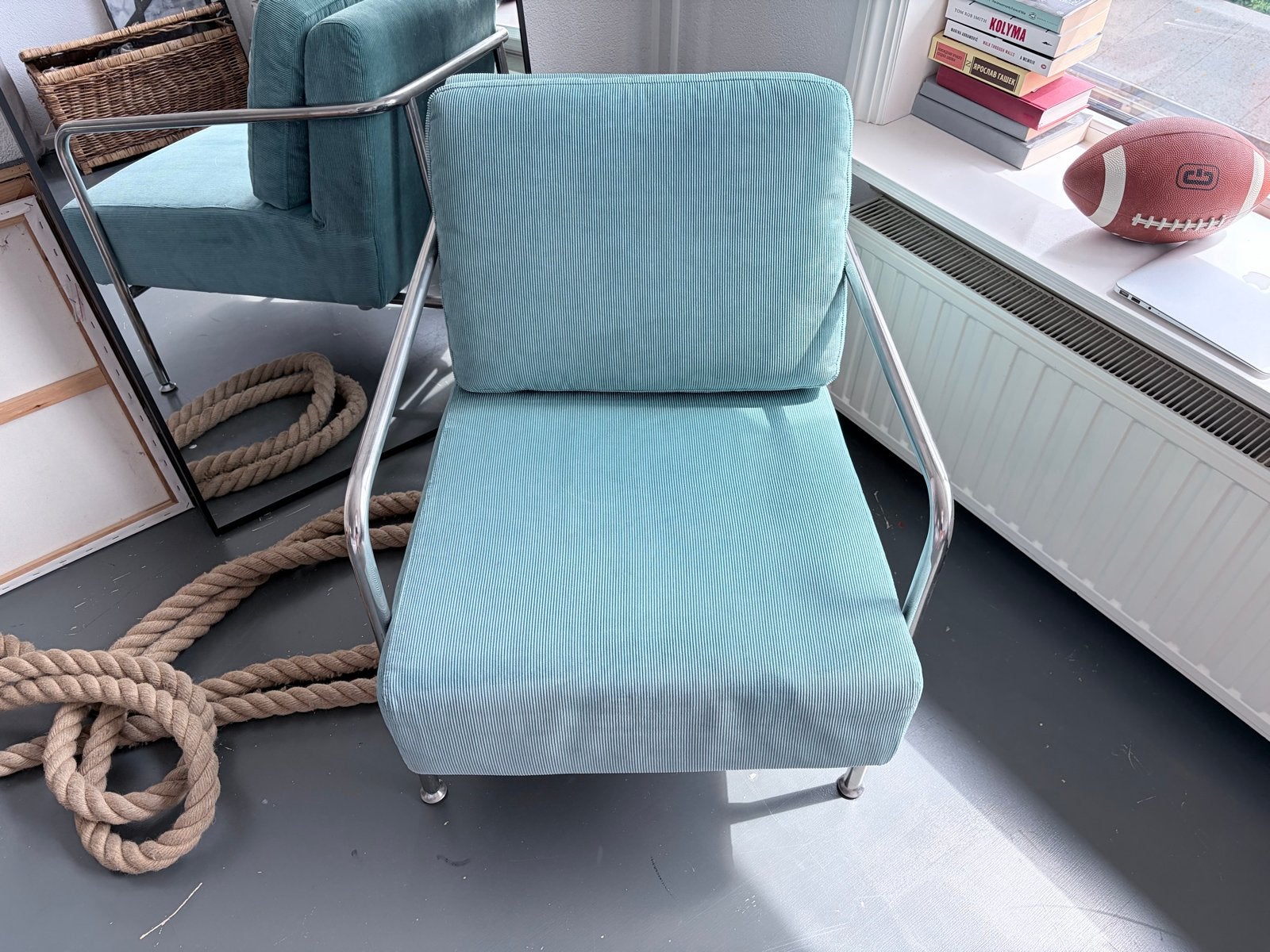 Stijlvolle fauteuil in licht turquoise corduroy, Ophalen, Zo goed als nieuw, Metaal, 75 tot 100 cm