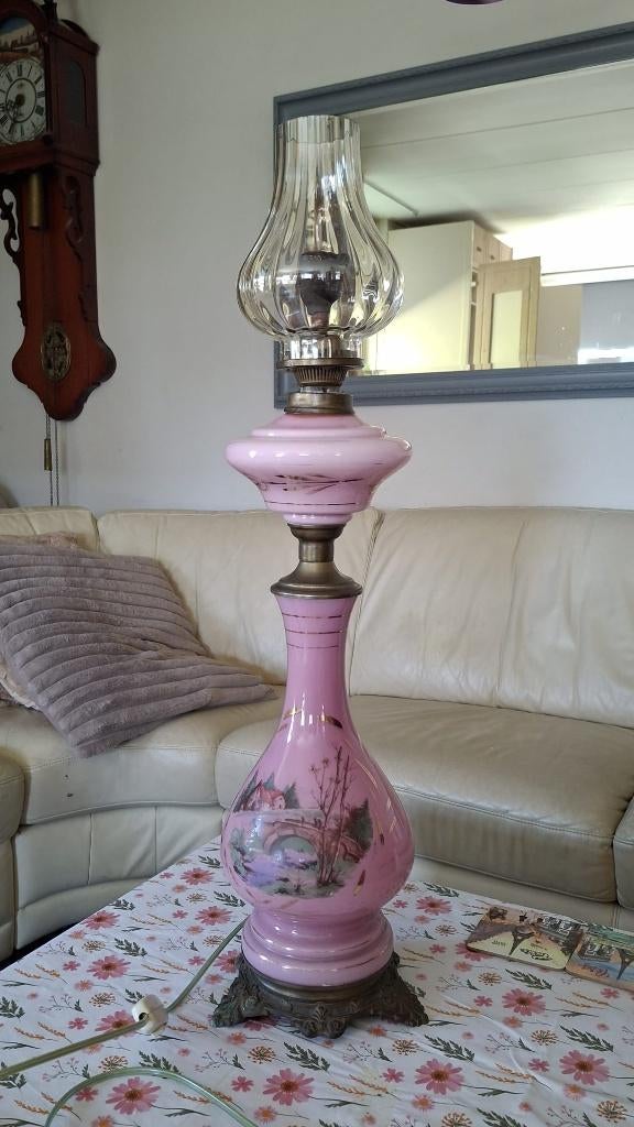 Olielamp mauve opaalglas 1920, Ophalen