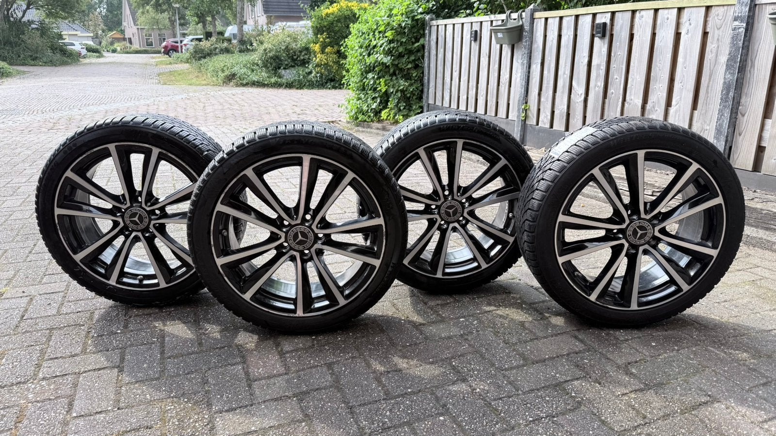 Mercedes A klasse W176-B klasse W246-CLA 117 NW winterbanden, Auto-onderdelen, Banden en Velgen, Ophalen, 18 inch, Gebruikt, Velg(en)