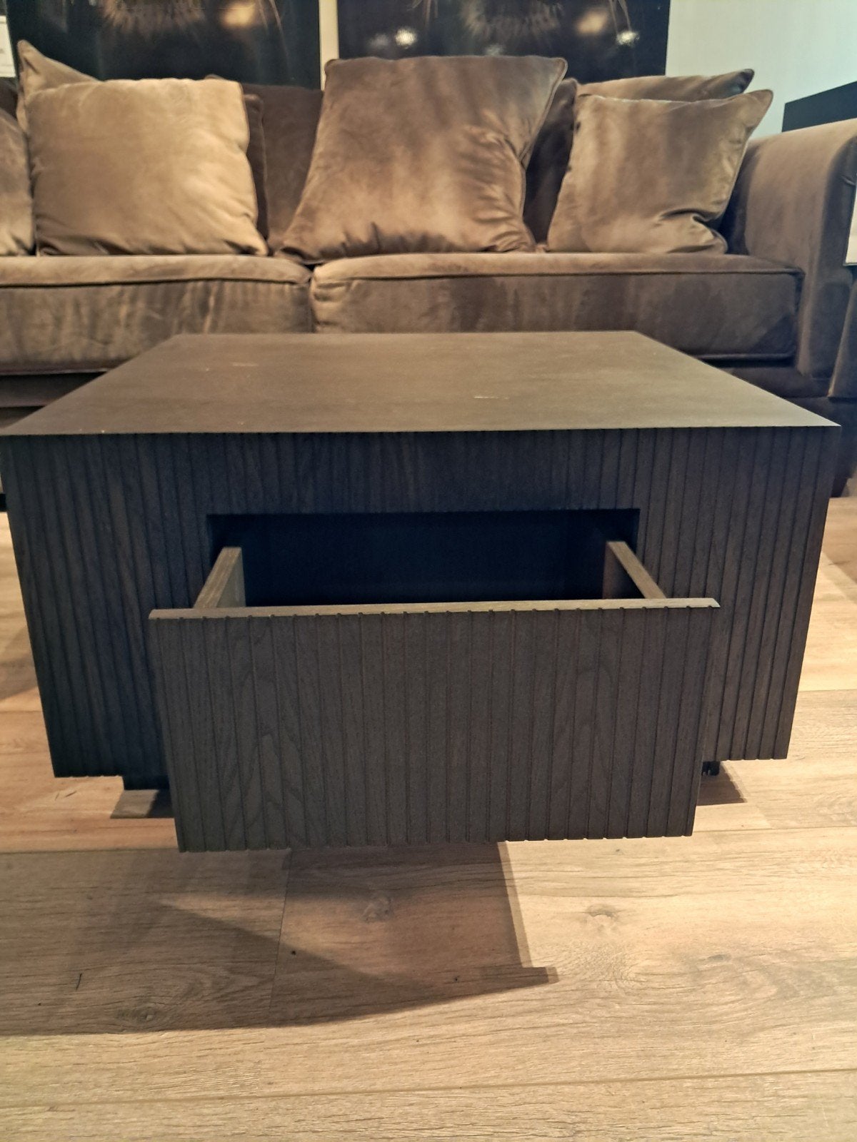 Benito Salon Tafel VAN €895 VOOR €395, Ophalen