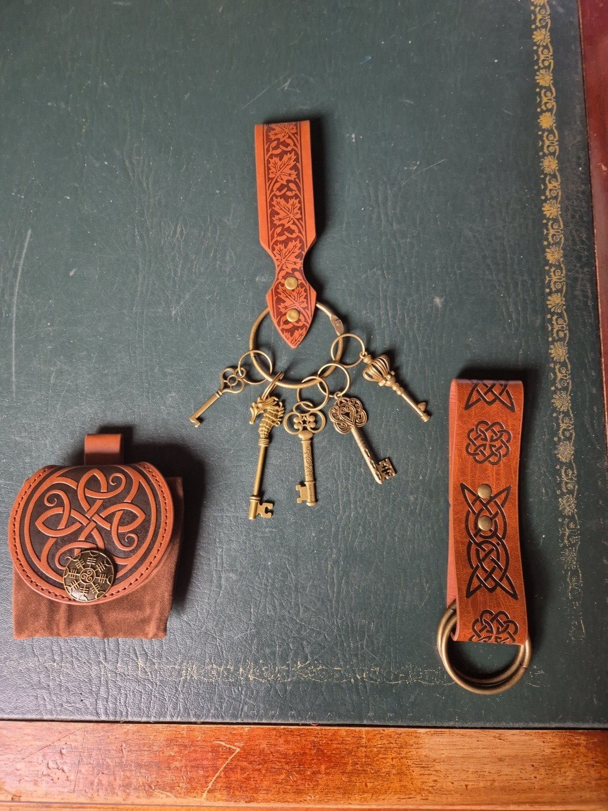 Viking accessoire set | Riemtasje + sleutelhangers, Ophalen of Verzenden, Nieuw, Accessoires
