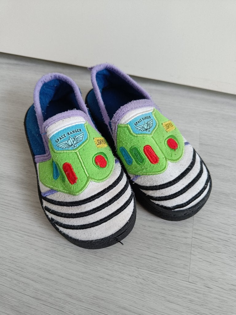 Buzz Lightyear (Toy Story) slofjes maat 24-26, Gebruikt, Jongen of Meisje, Overige typen, Ophalen