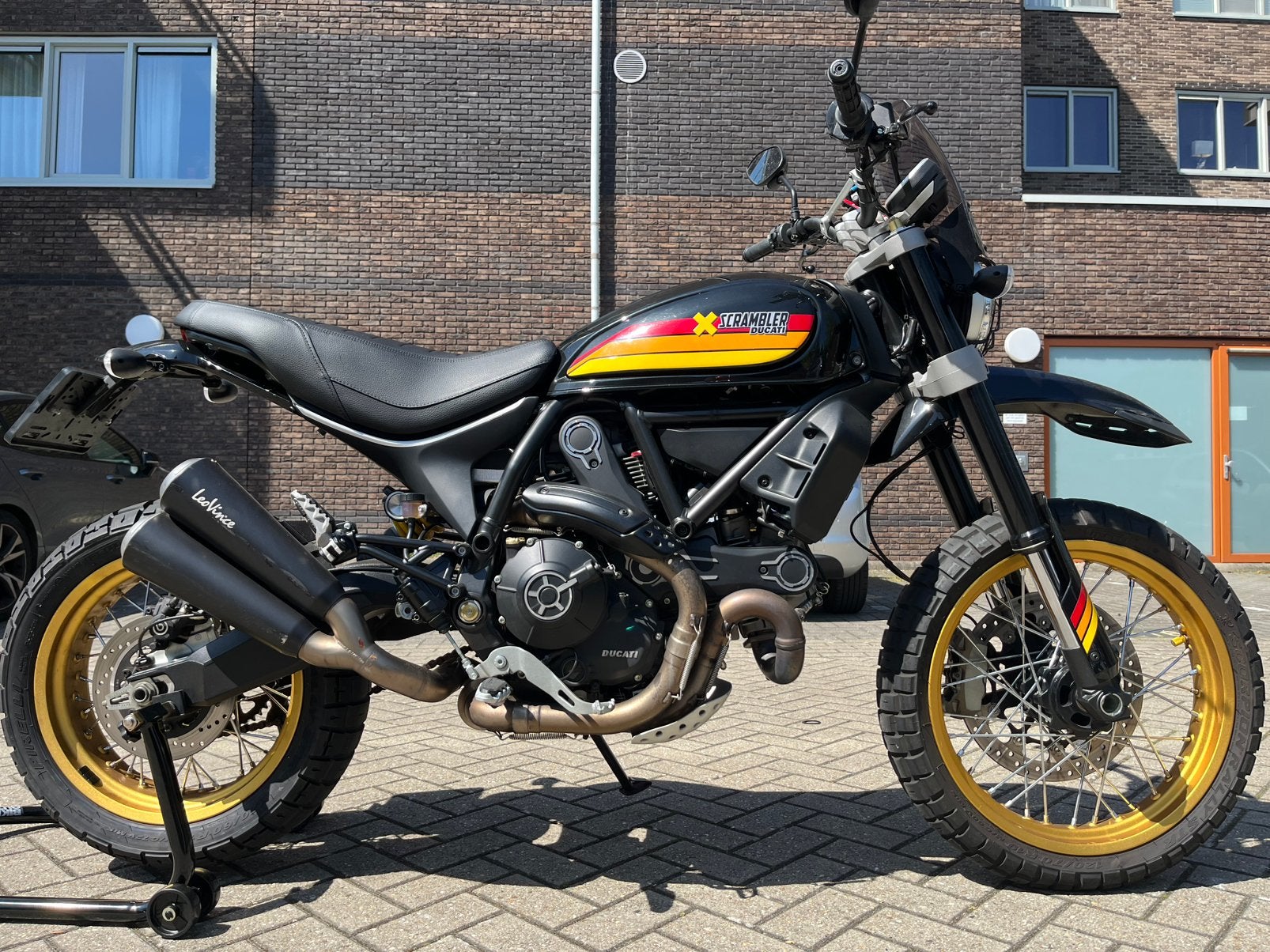 Ducati Scrambler Desert Sled, Motoren, 2 cilinders, Occasion, Motorrijbewijs A, Particulier