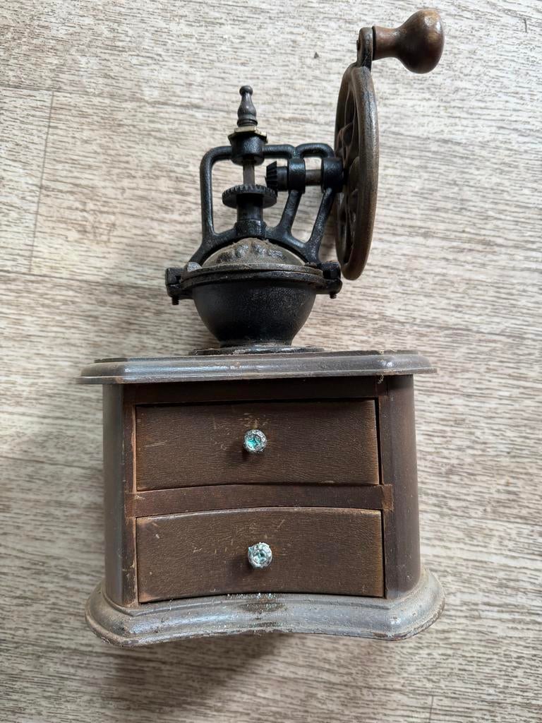 Vintage koffiemolen - Decoratief en charmant, Antiek en Kunst, Ophalen of Verzenden