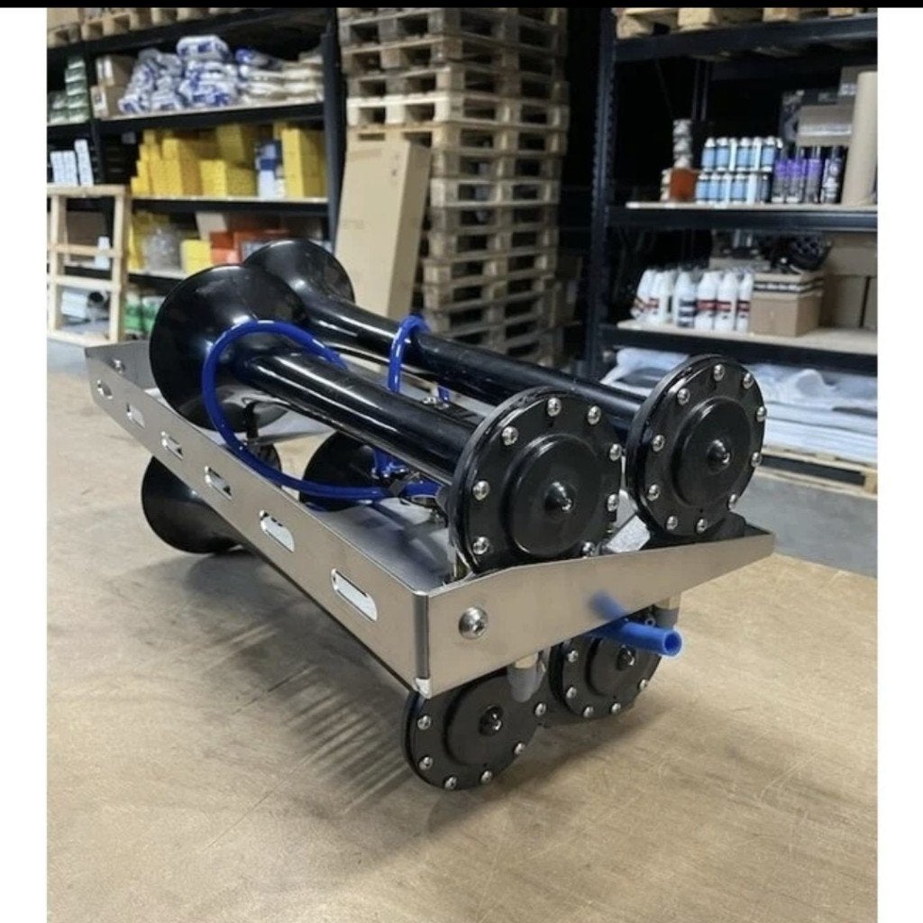 Hornblasters Shocker XL Trainhorn + steun, Ophalen, Gebruikt, Overige merken, Overige Auto-onderdelen