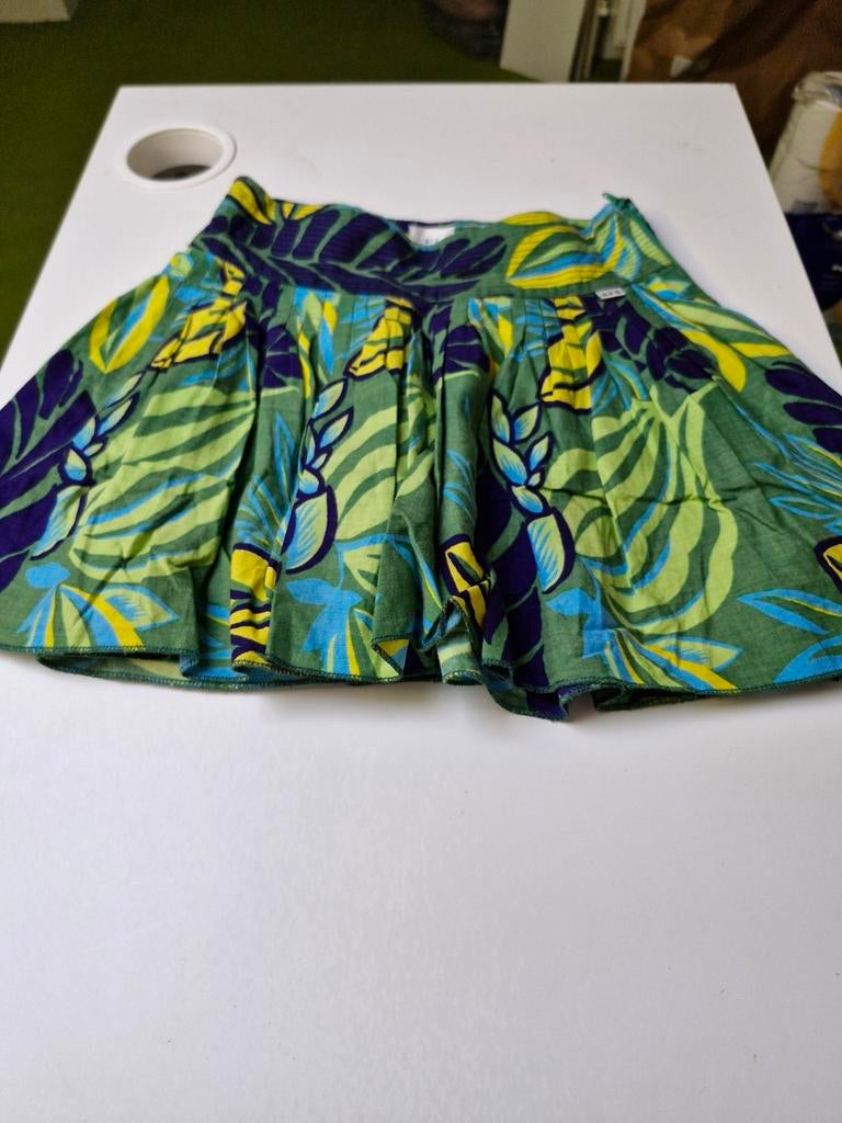 RFG Groene Minirok met Tropische Print Maat 140, Kinderen en Baby's, Kinderkleding | Maat 140, Meisje, Ophalen of Verzenden, Zo goed als nieuw