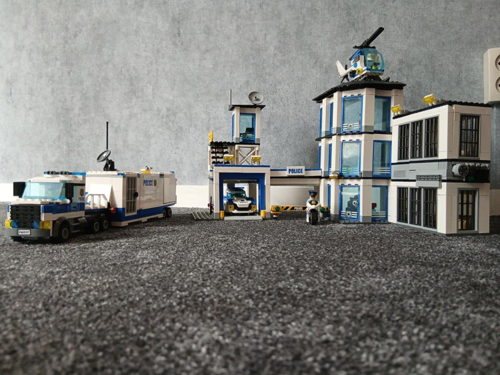 Lego politie set, Ophalen