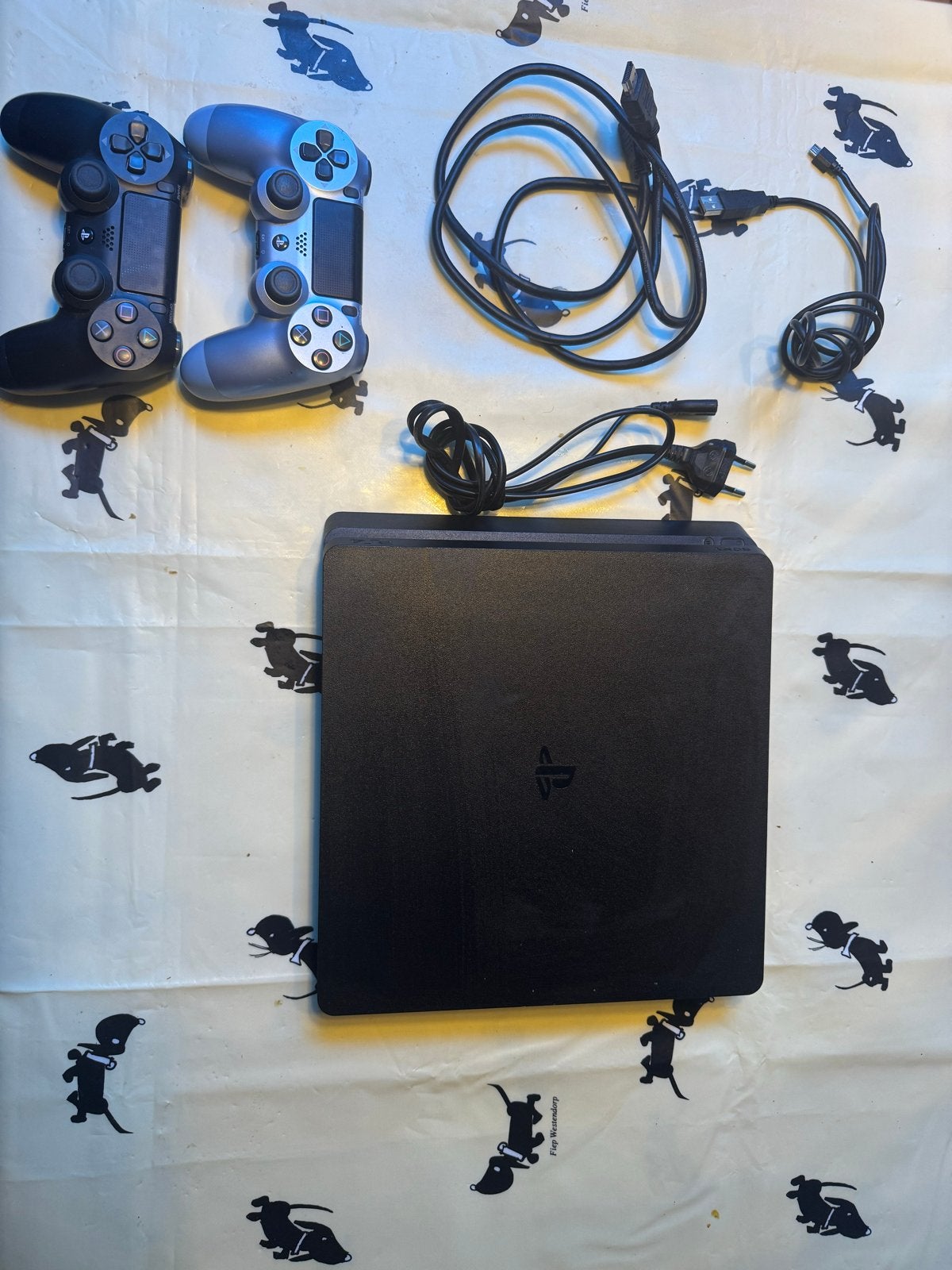 PlayStation 4 Slim 500GB met 2 controllers, Met 2 controllers, Ophalen of Verzenden, Slim, 500 GB