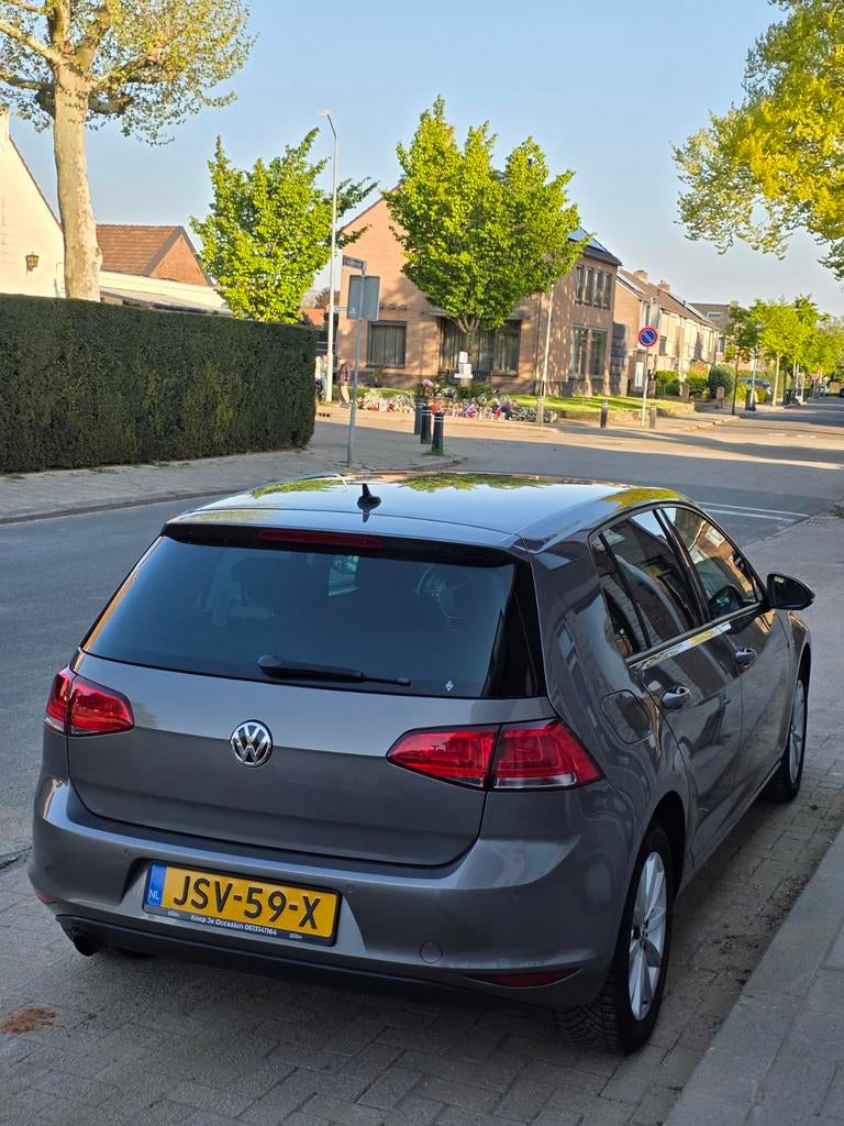 Volkswagen Golf 1.2 (Lounge), Voorwielaandrijving, Stof, Zwart, 4 cilinders