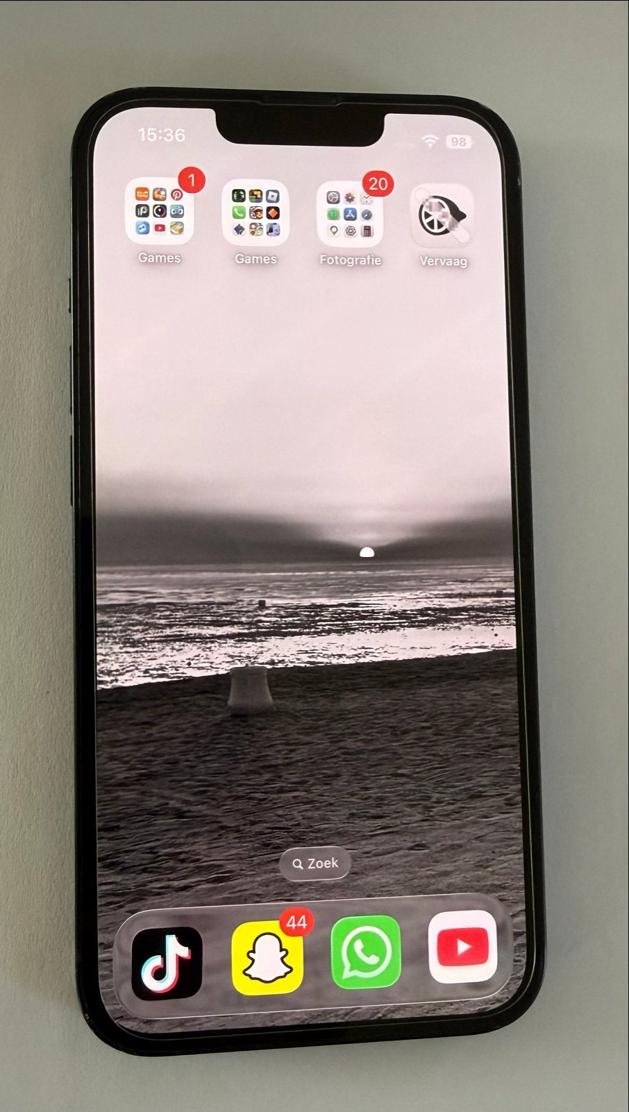 iPhone 13 128GB - Goed werkend, Telecommunicatie, Mobiele telefoons | Apple iPhone, Zwart, IPhone 13, Ophalen of Verzenden, Zonder simlock