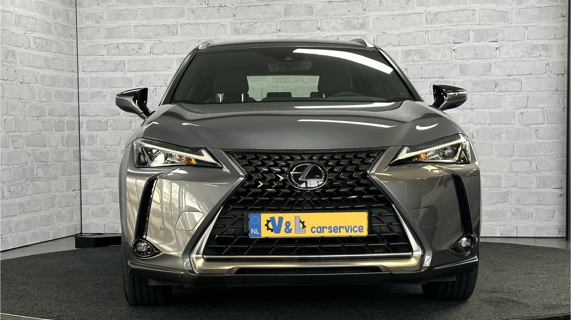 Lexus UX 250h First Edition Stoel/stuur verwr. Carpaly ACC, Stof, Gebruikt, 4 cilinders, Adaptive Cruise Control