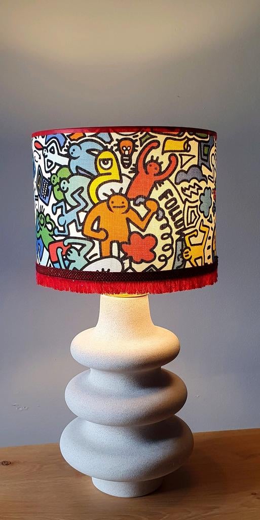 Nieuwe handgemaakte lampenkap Keith Haring, 25 x 18 cm, Ophalen of Verzenden, Nieuw, Rood, Rond