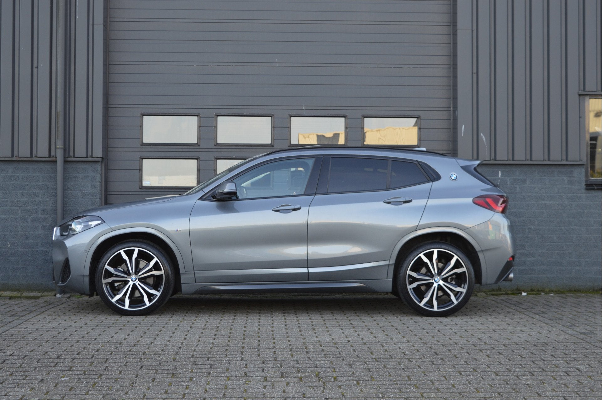 BMW X2 sDrive20i Executive Edition | M-PAKKET | PANO | ACC |, Auto's, BMW, 4 cilinders, Met garantie (alle), 179 pk, 1445 kg