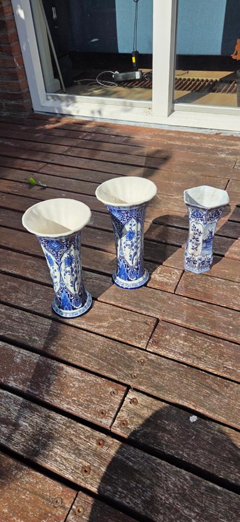 Set van 3 Delfts blauwe vazen, Antiek en Kunst, Antiek | Vazen, Ophalen of Verzenden