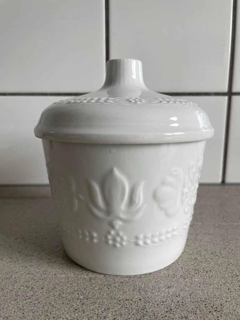 Bona Seltmann Weiden witte boterpot pot porselein Bavaria, Overige typen, Ophalen of Verzenden, Zo goed als nieuw, Overige stijlen