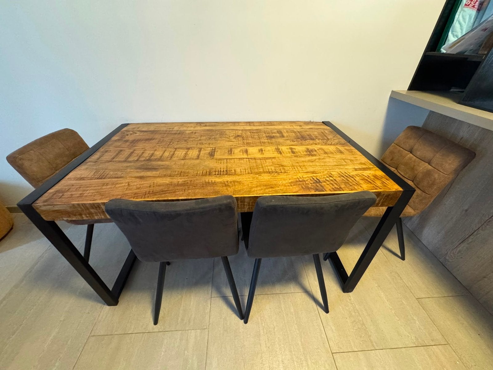 Gister&Vandaag Eettafel Brev Manghout 140x80, Ophalen, 100 tot 150 cm, Zo goed als nieuw, 150 tot 200 cm