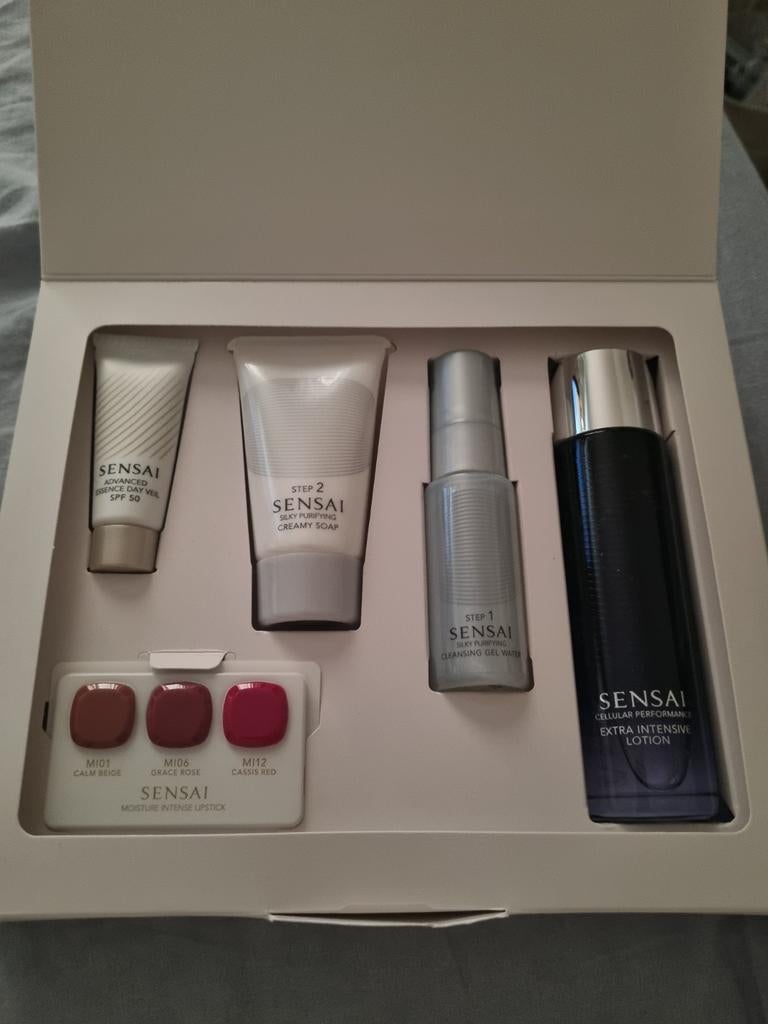 Sensai Set: Huidverzorging en Make-up Collectie, Ophalen of Verzenden