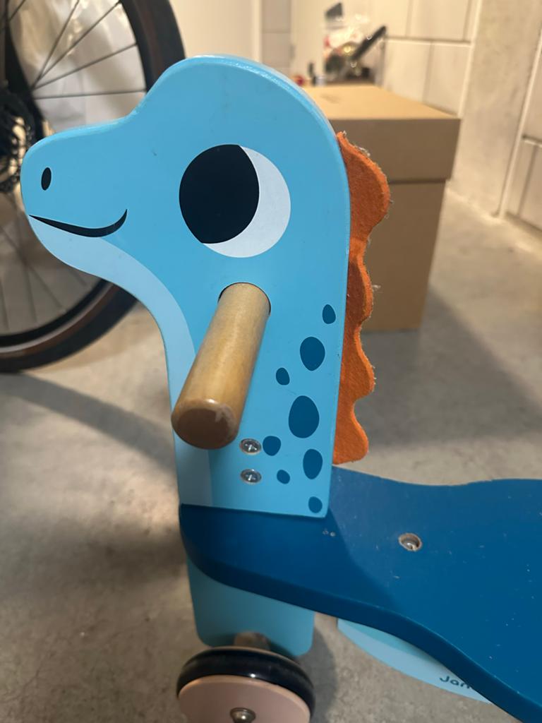 Janod Houten Dino Driewieler met Staart, Ophalen of Verzenden, Gebruikt, Loopfiets