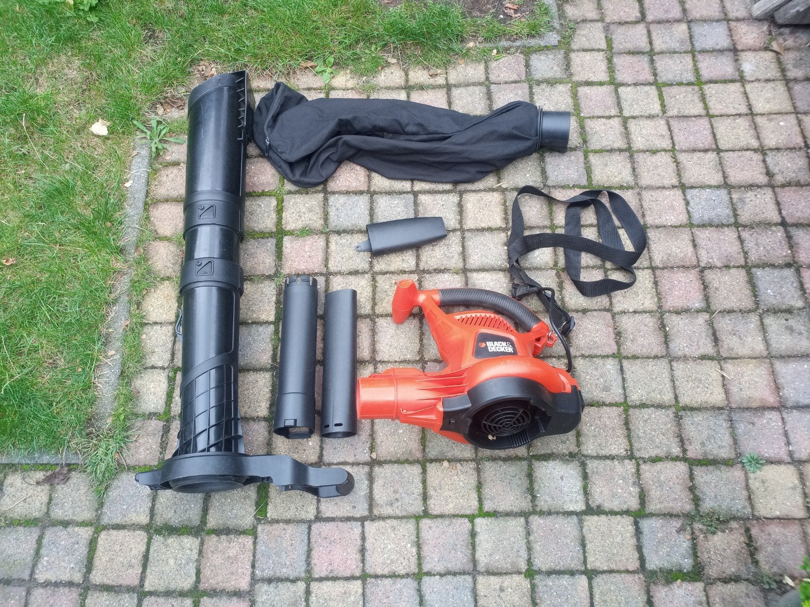 Black+Decker GW3030 Bladblazer/Bladzuiger 3000W, Ophalen of Verzenden, Met opvangzak, Elektrisch, Black & Decker