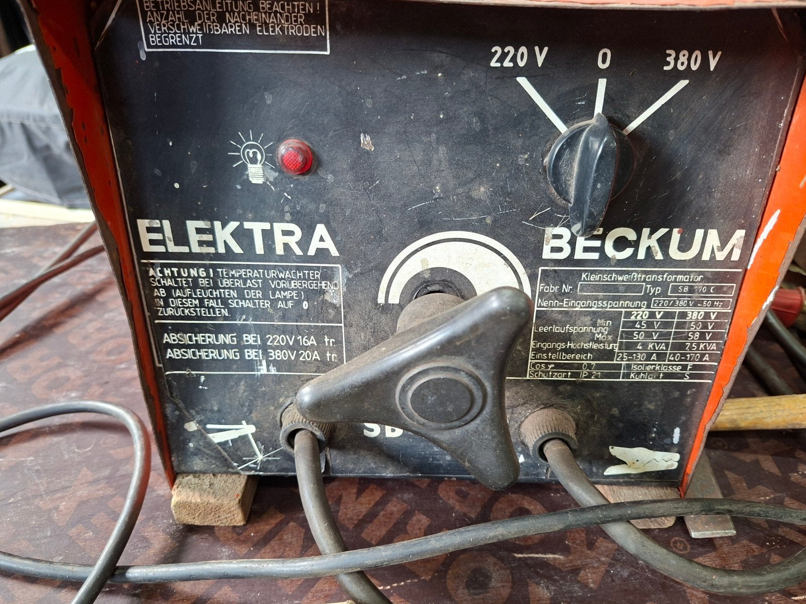 Elektra Beckum Lasapparaat 220V/380V, Doe-het-zelf en Verbouw, Gereedschap | Lasapparaten, Ophalen, Gebruikt, 150 tot 250 ampère