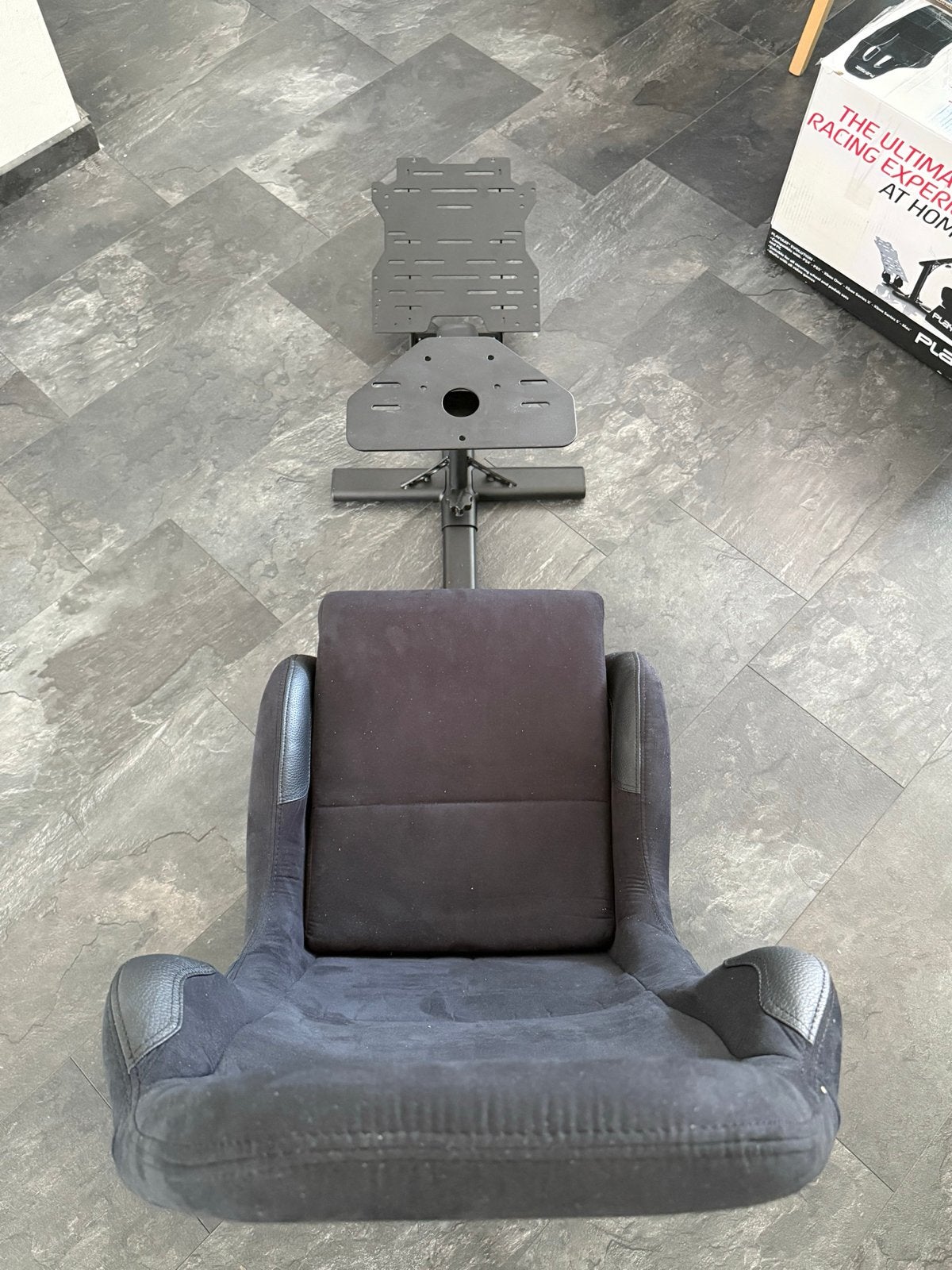 Playseat  alcantara  racestoel met lichte lakschade, Ophalen of Verzenden, Overige merken, Gebruikt