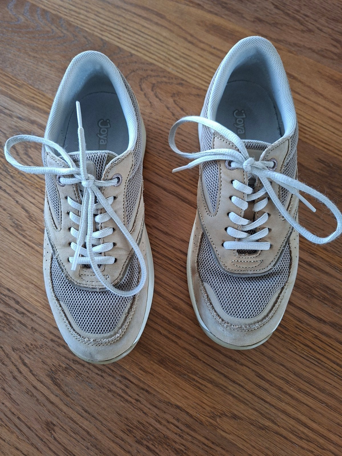 Joya sneaker maat 36,5, Kleding | Dames, Schoenen, Ophalen of Verzenden, Zo goed als nieuw, Beige, Sneakers of Gympen