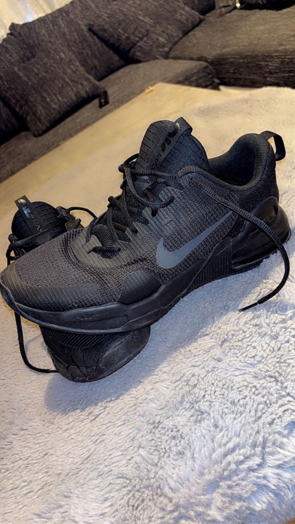 Nike Air Max Sportschoenen Zwart maat 43, Ophalen of Verzenden, Gedragen, Zwart, Sneakers of Gympen