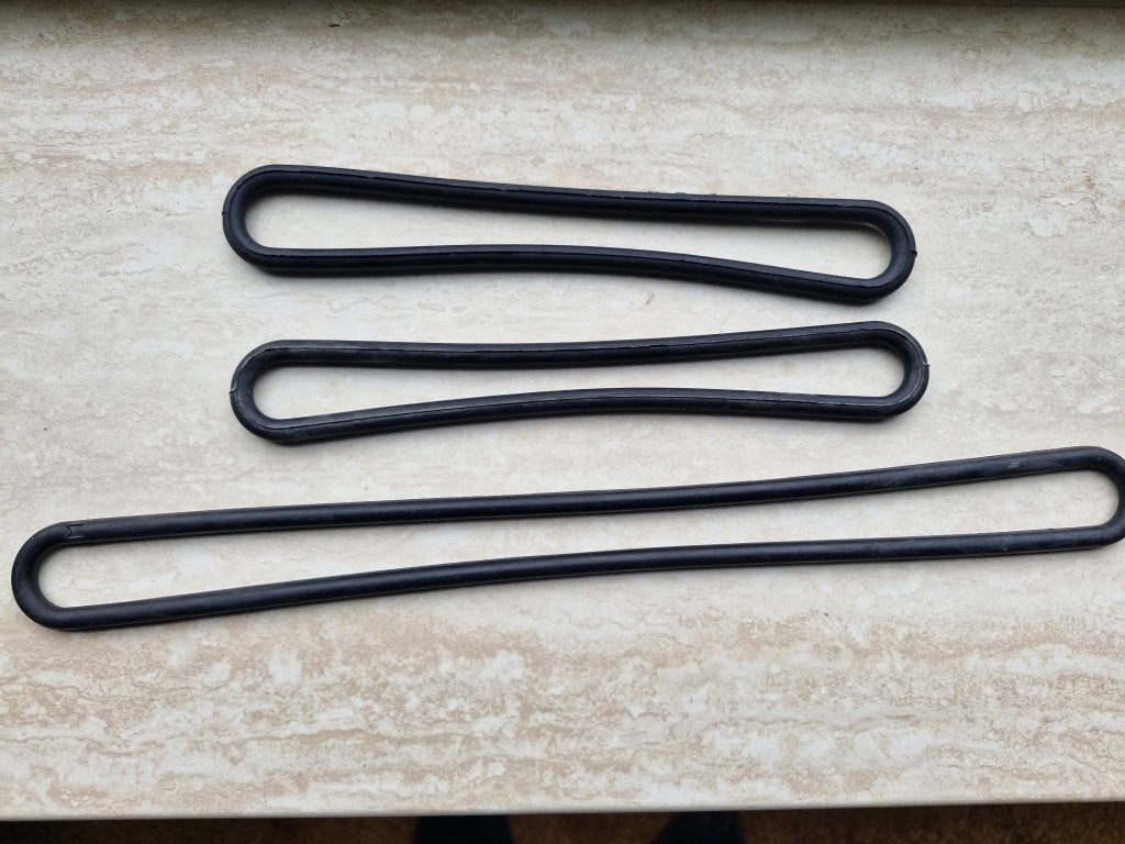 3 spanrubbers, Ophalen, Zo goed als nieuw