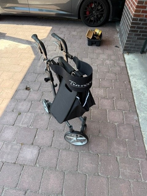 rollator travixx lichtgewicht zwart, Ophalen of Verzenden, Opvouwbaar, Gebruikt