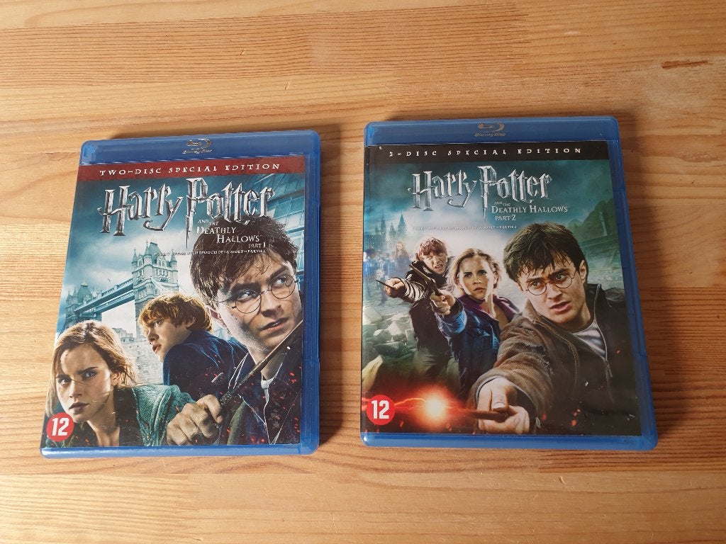 Blu-rays - Harry Potter and the deathly hallows part 1 en 2, Ophalen of Verzenden, Gebruikt, Overige typen